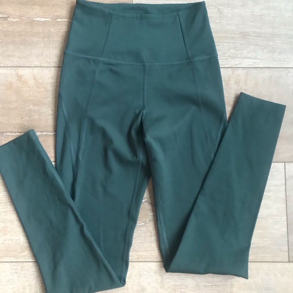 Girlfriend Collective Leggings. NWOT